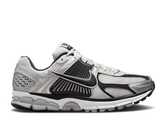 Air Zoom Vomero 5 Metallic Silver Black