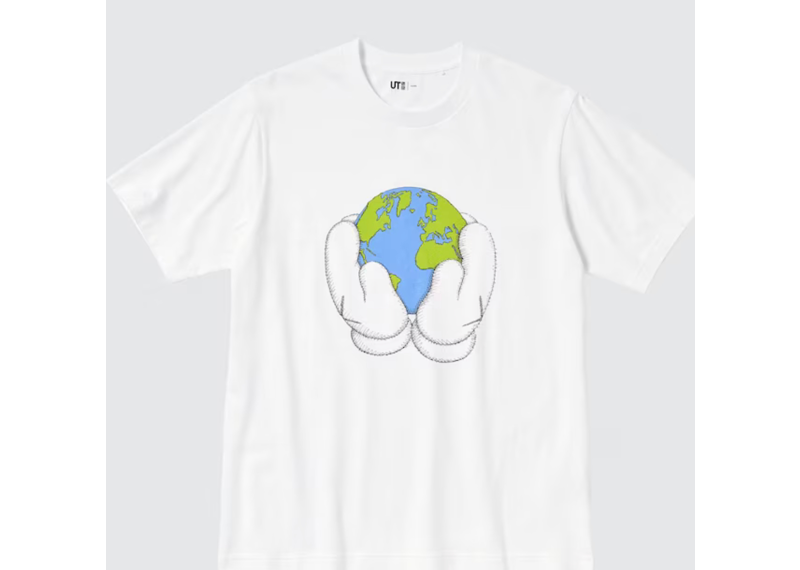 UNIQLO X KAWS PEACE FOR ALL TEE